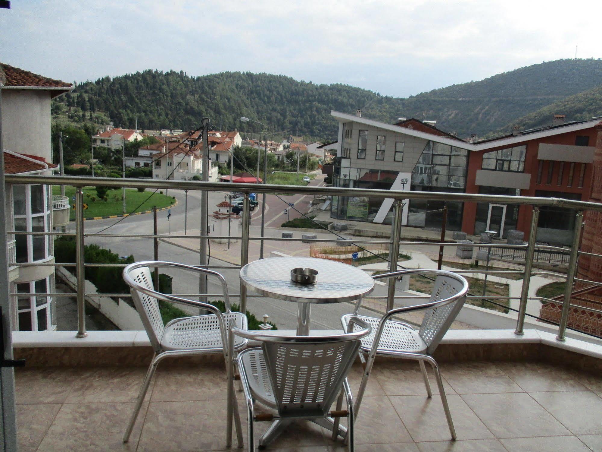 Kyknos De Luxe Suites & Rooms Kastoria Exterior foto